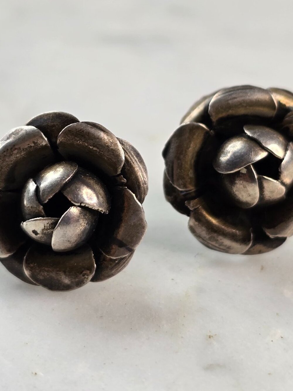Womens Vintage Estate Sterling Silver Flower Screw Back Earrings 5.0g E4343